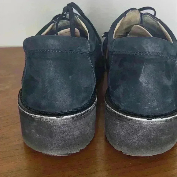 Salvatore Ferragamo Black Suede Trainers Size 8 Made In Italy - Picture 3 of 9